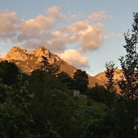 Pania Forata Hostel Stazzema Exteriér fotografie