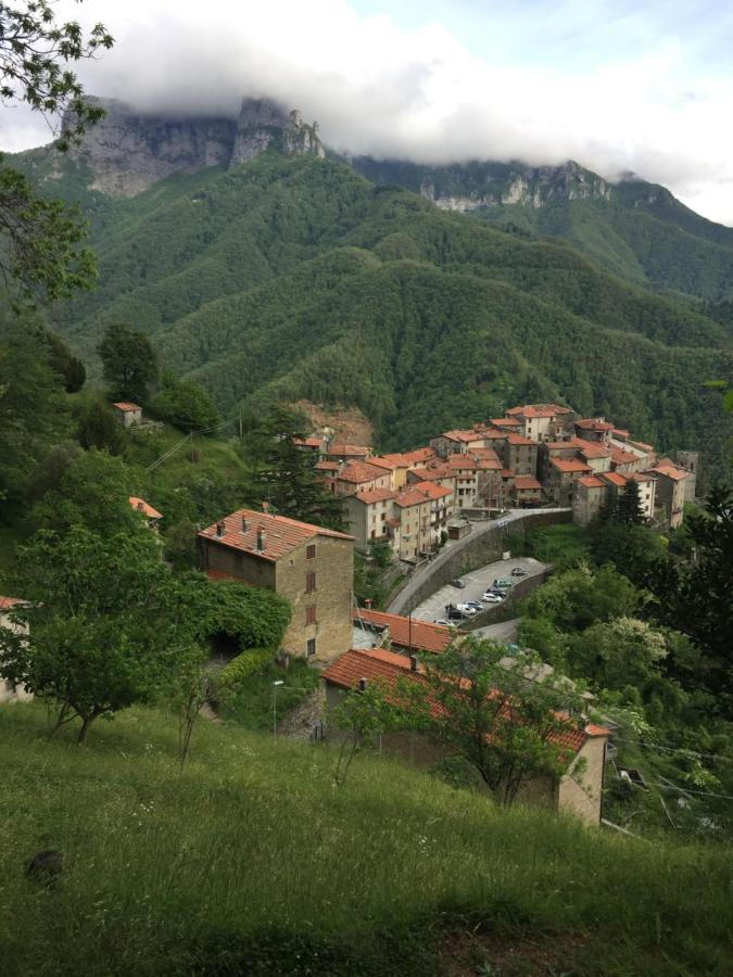 Pania Forata Hostel Stazzema Exteriér fotografie