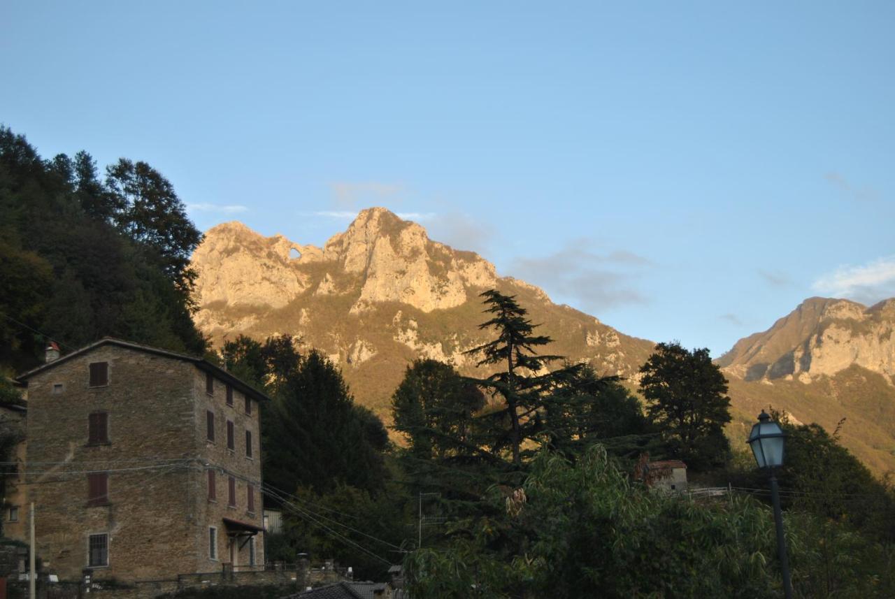Pania Forata Hostel Stazzema Exteriér fotografie