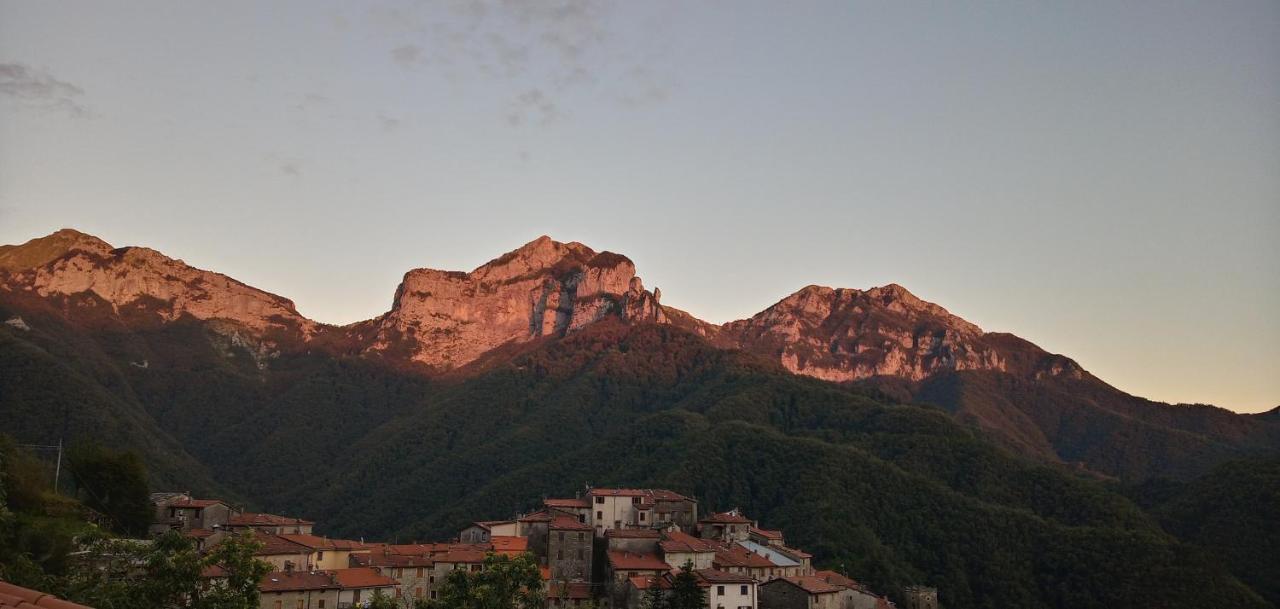 Pania Forata Hostel Stazzema Exteriér fotografie